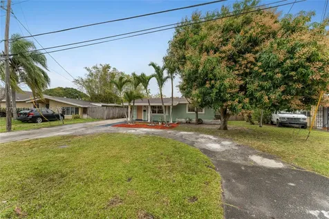 2045 Acapulco Drive Miramar FL 33023