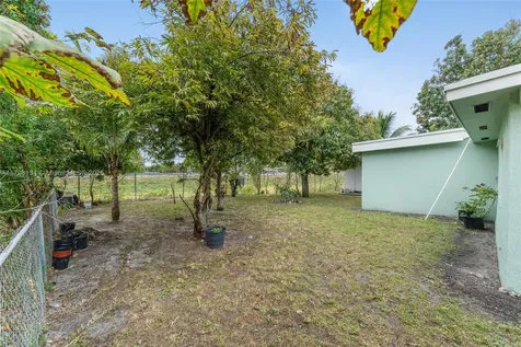 2045 Acapulco Drive Miramar FL 33023