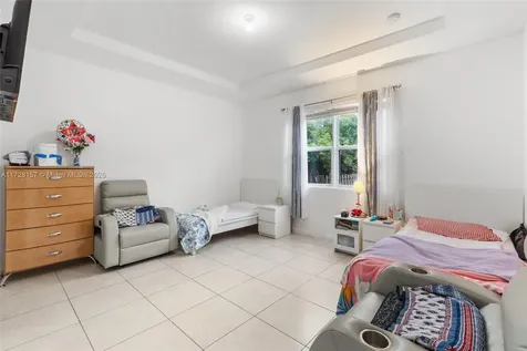 4173 NE 20th Street Homestead FL 33033