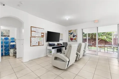 4173 NE 20th Street Homestead FL 33033