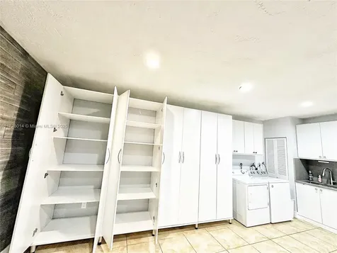 8405 SW 102nd Place Miami FL 33173