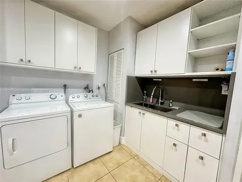 8405 SW 102nd Place Miami FL 33173