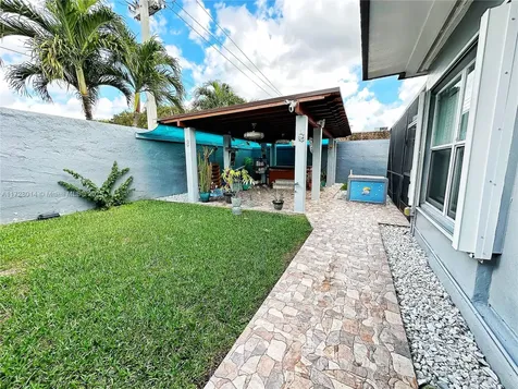 8405 SW 102nd Place Miami FL 33173