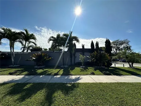 8405 SW 102nd Place Miami FL 33173