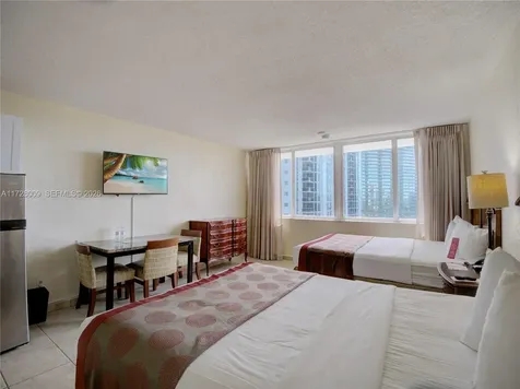 19201 Collins Avenue Sunny Isles Beach FL 33160