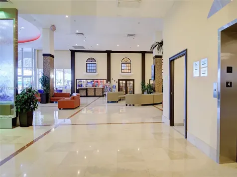 19201 Collins Avenue Sunny Isles Beach FL 33160
