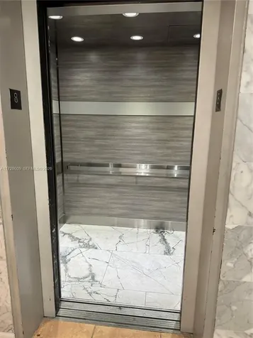 19201 Collins Avenue Sunny Isles Beach FL 33160
