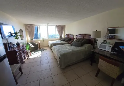 19201 Collins Avenue Sunny Isles Beach FL 33160