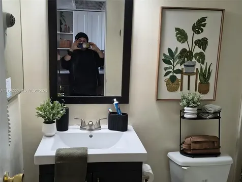 19201 Collins Avenue Sunny Isles Beach FL 33160