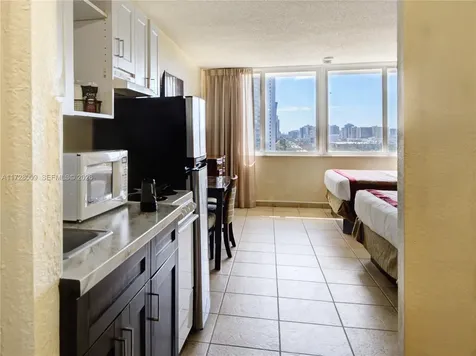 19201 Collins Avenue Sunny Isles Beach FL 33160