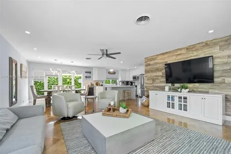 4506 W Tradewinds Avenue Lauderdale By The Sea FL 33308