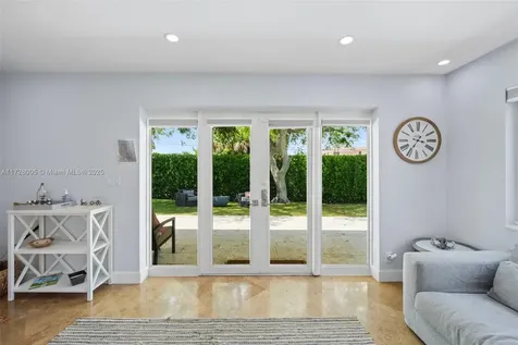 4506 W Tradewinds Avenue Lauderdale By The Sea FL 33308