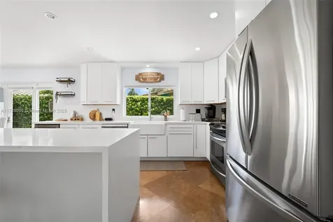 4506 W Tradewinds Avenue Lauderdale By The Sea FL 33308