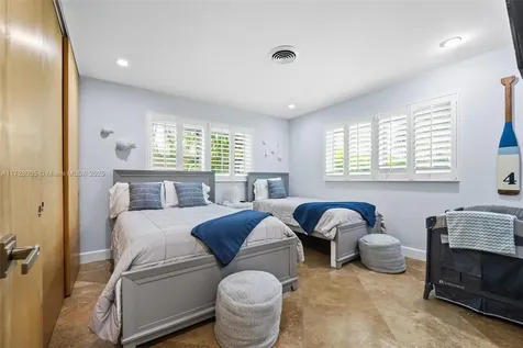 4506 W Tradewinds Avenue Lauderdale By The Sea FL 33308