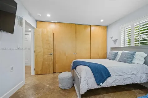 4506 W Tradewinds Avenue Lauderdale By The Sea FL 33308