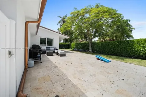 4506 W Tradewinds Avenue Lauderdale By The Sea FL 33308
