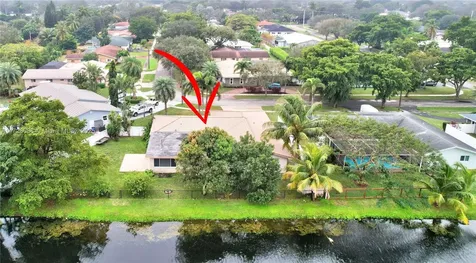 7201 NW 9th Street Plantation FL 33317