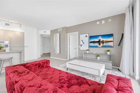 4010 S Ocean Drive Hollywood FL 33019