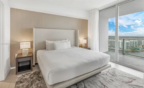 4010 S Ocean Drive Hollywood FL 33019