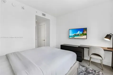 4010 S Ocean Drive Hollywood FL 33019