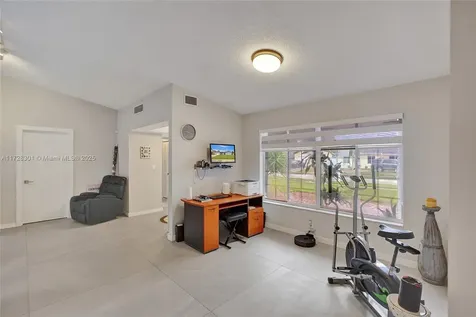19942 NW 62nd Court Hialeah FL 33015