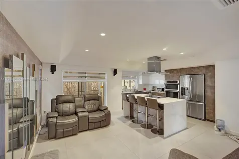 19942 NW 62nd Court Hialeah FL 33015