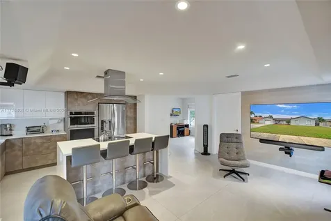 19942 NW 62nd Court Hialeah FL 33015