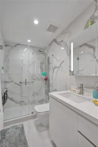 19942 NW 62nd Court Hialeah FL 33015