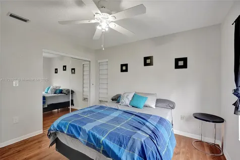 19942 NW 62nd Court Hialeah FL 33015