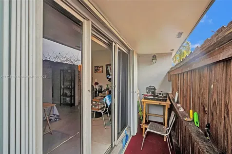 19942 NW 62nd Court Hialeah FL 33015