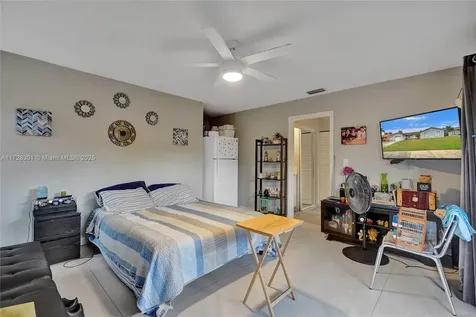 19942 NW 62nd Court Hialeah FL 33015