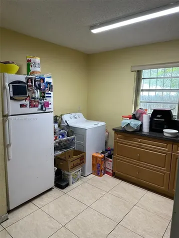 2635 NW 25th Avenue Miami FL 33142