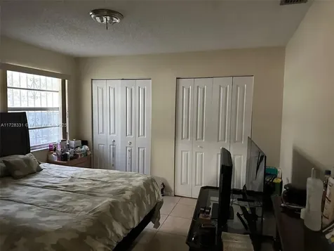 2635 NW 25th Avenue Miami FL 33142