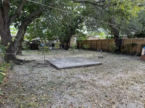 2635 NW 25th Avenue Miami FL 33142
