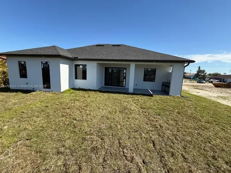1320 NE 14th Avenue Cape Coral FL 33909
