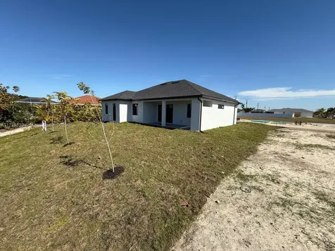 1320 NE 14th Avenue Cape Coral FL 33909