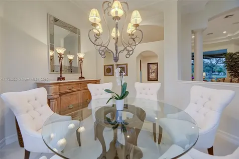 2485 Poinciana Drive Weston FL 33327