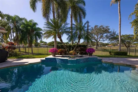 2485 Poinciana Drive Weston FL 33327