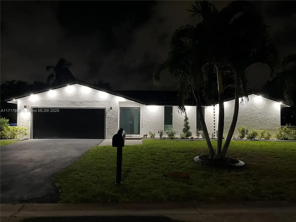 1232 NW 85th Terrace Coral Springs FL 33071