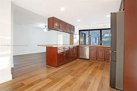 1232 NW 85th Terrace Coral Springs FL 33071