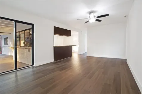 1232 NW 85th Terrace Coral Springs FL 33071