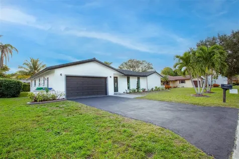 1232 NW 85th Terrace Coral Springs FL 33071