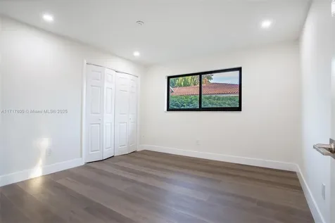 1232 NW 85th Terrace Coral Springs FL 33071