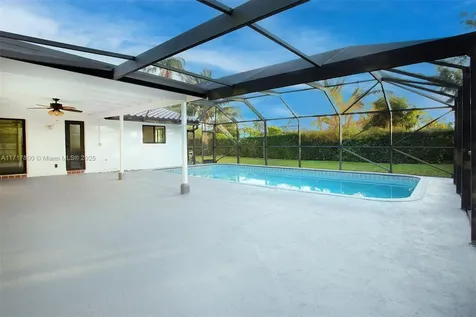 1232 NW 85th Terrace Coral Springs FL 33071