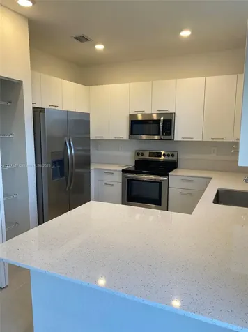 12623 NW 24th Avenue Miami FL 33167