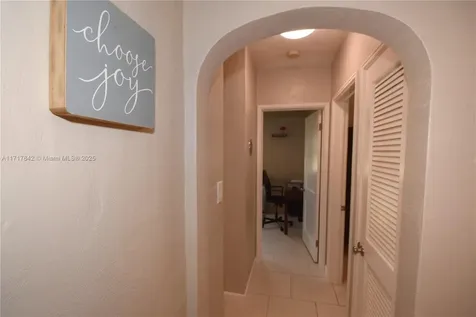 901 SW 18th Court Fort Lauderdale FL 33315