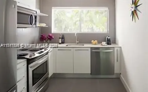 1816 Meridian Avenue Miami Beach FL 33139
