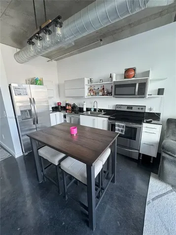 690 SW 1st Court Miami FL 33130