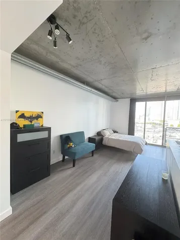 690 SW 1st Court Miami FL 33130