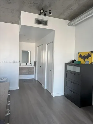 690 SW 1st Court Miami FL 33130